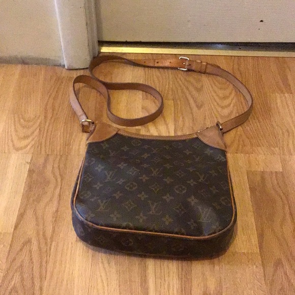Louis Vuitton Odeon pm crossbody handbag - Picture 4 of 16
